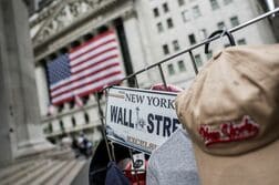 米国株式市場＝ダウ最高値、ナスダック・Ｓ＆Ｐ下落　スペースＸは一時急伸