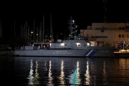 ギリシャ沖で移民を乗せた船が転覆・沈没し、少なくとも７９人が死亡した。ギリシャで撮影（２０２３年　ロイター/Stelios Misinas）
