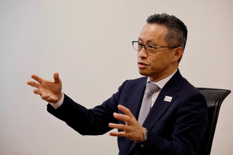 ロイターのインタビューに応じる三菱ＵＦＪ銀行の大沢正和新頭取。都内で今月２０日撮影。REUTERS/Kim Kyung-Hoon