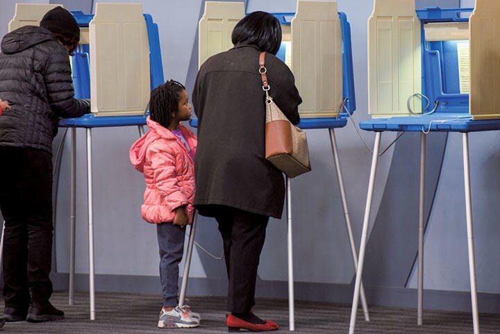 移民がカウントされなければ選挙結果も変わる？　Nick Oxford-REUTERS
