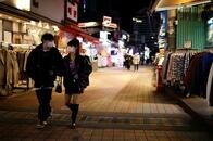 韓国､25日のコロナ新規感染583人　厳格な行動規制導入でも3月以来の高水準