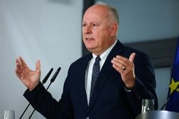 ポーランドは国内への核弾頭配備望まず＝国防副大臣