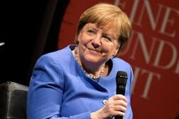 ＥＵ、対ロ協議でドラギ氏かメルケル氏の起用を検討＝ＦＴ