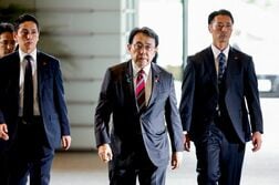 経産省、不正アクセス多発でホワイトハッカーのチーム立ち上げへ