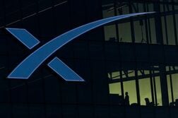 米宇宙軍、スペースＸと22.9億ドルの契約　軍事データ網構築で