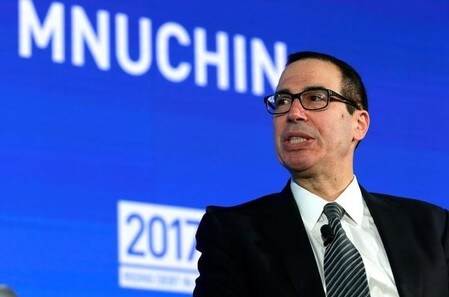 　５月２４日、ムニューシン米財務長官は、財務省がイラン、シリア、北朝鮮に対する制裁を強化する構えであることを明らかにした。ワシントンで２３日撮影（２０１７年　ロイター/Jim Bourg）