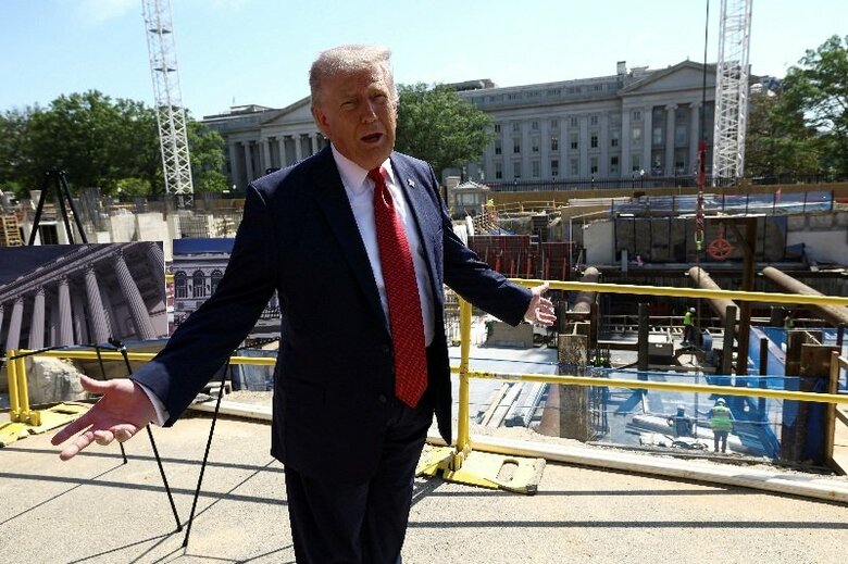 写真はトランプ大統領。5月19日、ワシントンで撮影。REUTERS/Kevin Lamarque