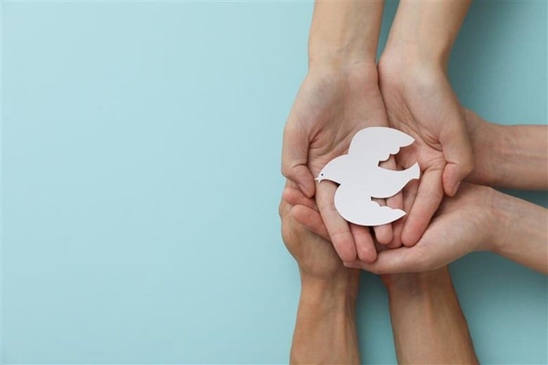 ハトは平和のシンボルとされている　AtlasStudio-shutterstock