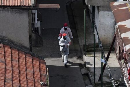 　３月６日、中国国家衛生健康委の発表によると、中国湖北省で５日に新たに確認された新型コロナウイルスの感染者数は１２６人となったが、全員が武漢市だった。写真は４日中国の武漢で撮影（２０２０年  ロイター）