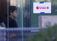 米中間選挙、激戦地アリゾナで投票機故障　「左派寄りの地域では起きていない」と共和党候補