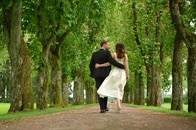 大西洋を乗り越えたミドル世代の「デーティングサイト恋愛」　　24時間足らずで運命の相手とマッチ