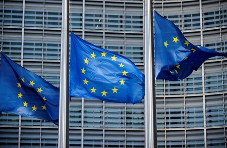 　欧州連合（ＥＵ）加盟国と欧州議会は１０日、財政ルールの緩和で基本合意に達した。写真はブリュッセルのＥＵ本部。２０２３年３月撮影（２０２４年　ロイター/Johanna Geron）
