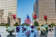 9.11追悼式典でマムダニ市長とジュリアーニ元市長が握手を交わした意味