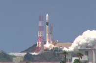 米朝首脳会談の裏で、日本が打ち上げた事実上の「偵察衛星」の目的とは