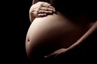 女性は妊娠で脳の構造を変え、「子育て力」を高める：神経科学の最新研究