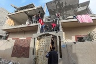 イスラエル、ラファを複数回空爆　地上侵攻懸念強まる