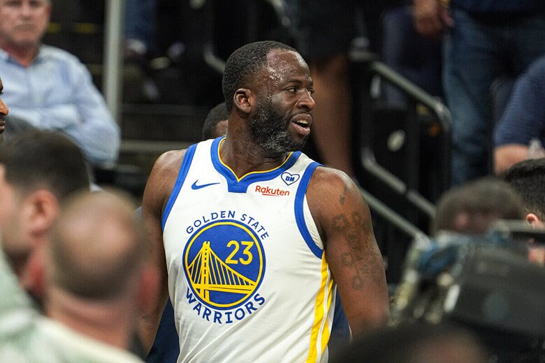 3月27日のオーランド・マジック戦で、第1クオーターに2つのテクニカルファウルを受け、試合開始早々に退場となったドレイモンド・グリーン　Marty Jean-Louis/Sipa USA via Reuters Connect