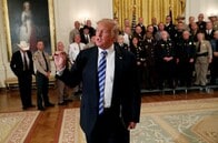 トランプ政権内に「抵抗勢力」  暴露本に続き高官がNYT紙へ寄稿