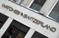 英高級時計販売ウォッチズ・オブ・スイスが身売り交渉＝関係筋