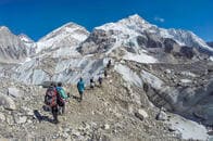 ヒマラヤの氷河がアイスクリームのように解け始めている
