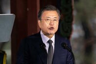 【分析】若い支持者を失い、「コンデ」扱いされ、2市長選に大敗した韓国与党