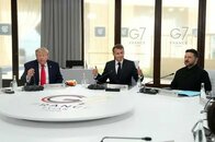 「非常に良い」会談だった…G7が開かれているフランスで、トランプとゼレンスキーが会談