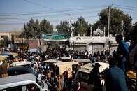 パキスタン総選挙、カーン元首相・シャリフ元首相の双方「勝利宣言」...異例の結果発表遅れ、混乱一段と