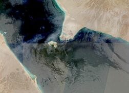 サウジ、紅海船舶保護へ有志連合模索　数十カ国と協議＝関係筋