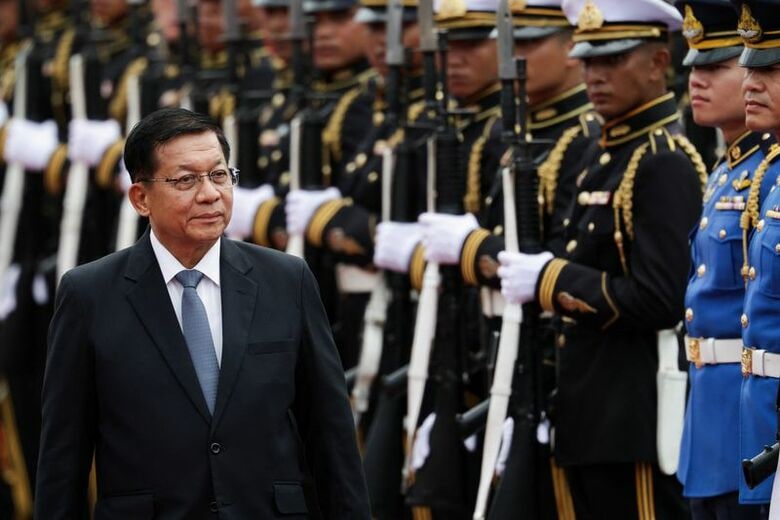 写真はミンアウンフライン大統領。8月6日、タイのバンコクで撮影。 REUTERS/Athit Perawongmetha