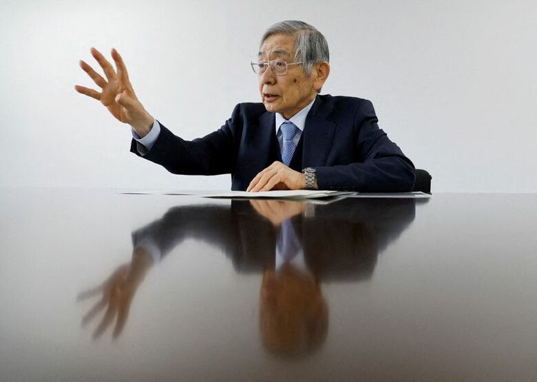 写真は日銀の黒田東彦前総裁。2月24日、都内で撮影。 REUTERS/Kim Kyung-Hoon