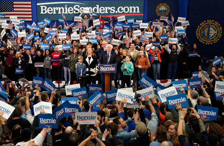 サンダースは現時点でのトップに躍り出たがNH州の得票は前回より大きく減らした　Rick Wilking-REUTERS