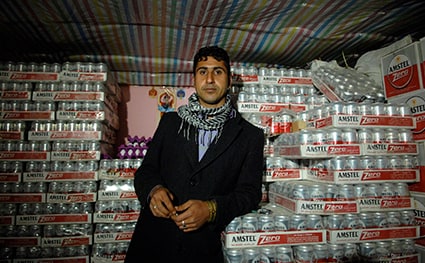 密造酒による健康被害が後を絶たない　Jamal Penjweny-REUTERS