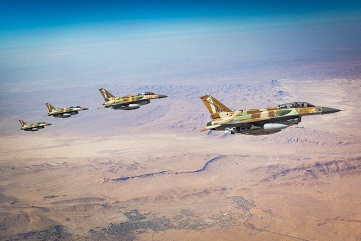 イラン攻撃はまだ出口が見えないが（テヘランへ向かうイスラエル空軍機、今年3月）　IDF-COVER IMAGES-REUTERS