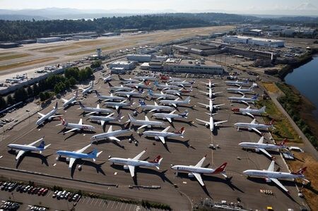 　７月１４日、米ボーイングは、相次ぐ墜落事故を受けて運航停止となっている「７３７ＭＡＸ」のキャンセルが今年上半期に３５５機に上ったことを明らかにした。シアトルで２０１９年７月撮影（２０２０年　ロイター/Lindsey Wasson）