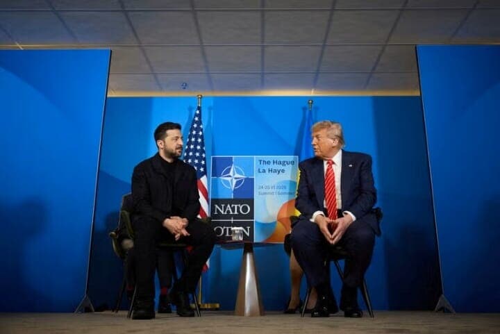 ウクライナのゼレンスキー大統領は１１日、米国がウクライナに対する軍事支援を再開したと明らかにした。６月撮影の提供写真（２０２５年　ロイター/Ukrainian Presidential Press Service/Handout via REUTERS）