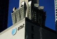 米ＡＴ＆Ｔ、メディア大手タイム・ワーナーを854億ドルで買収合意