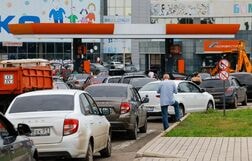 ロシア、ウクライナ東部で2つの村制圧と発表　要衝近郊で激戦