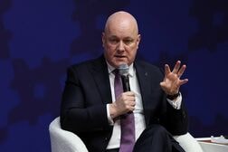 ＮＺ首相、選挙制度巡り国民投票に前向き　連立に新たな亀裂