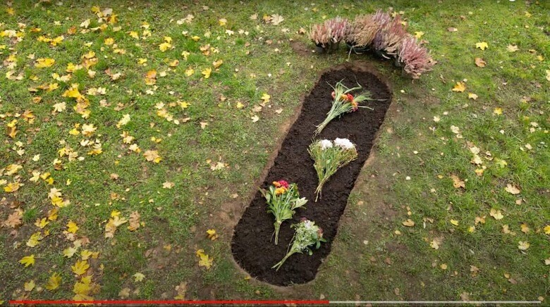 ツェルクラム・ヴィテ社の「堆肥葬」のイメージ　MEINE ERDE / YouTube