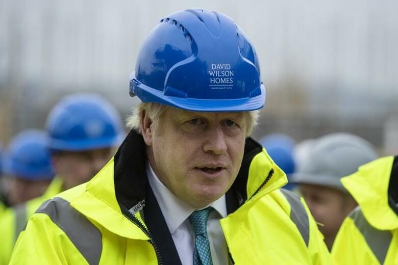 英国で来月12日の総選挙に向けた選挙戦の第1週に各政党が受けた政治献金の額は、ジョンソン首相（写真）が率いる与党・保守党が最大野党である労働党の26倍となった。11月21日、ベドフォードで撮影（2019年　ロイター/Dan Kitwood/代表撮影）