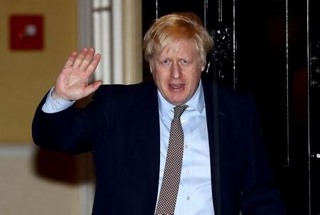 　１２月１７日、ジョンソン英首相（写真）は、欧州連合（ＥＵ）離脱後の移行期間について、２０２０年以降への延長を阻止する法案の成立を目指す。写真はロンドンで１６日撮影（２０１９年　ロイター／Hannah McKay）