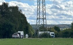 ドイツ送電施設への破壊工作、容疑者拘束　化石燃料への反対動機か