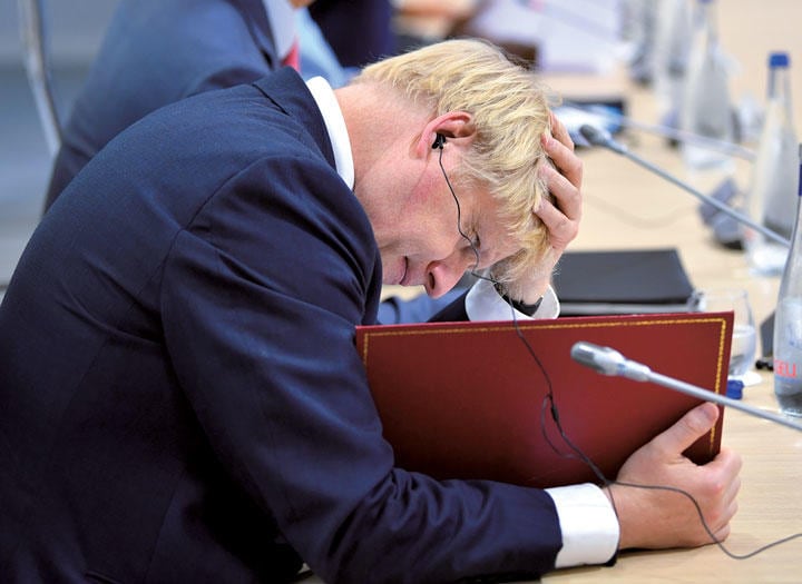 G7に出席したジョンソンは国内向けとは違う顔をのぞかせた　DYLAN MARTINEZ-REUTERS