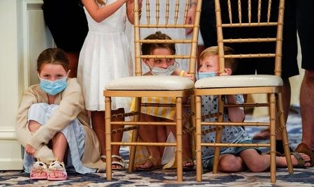 米国小児科学会と小児病院協会がまとめた報告書によると、米国で７月後半の２週間に子どもの新型コロナウイルス感染が４０％増加したことが分かった。ニュージャージー州ベッドミンスターで７日撮影（２０２０年　ロイター/JOSHUA ROBERTS）