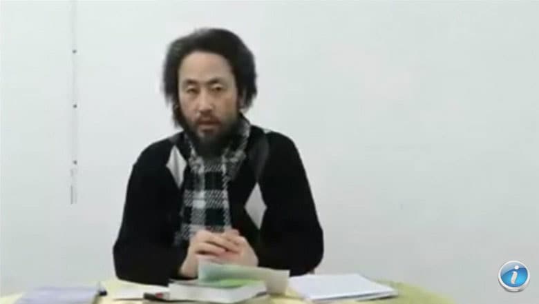 今年3月半ばに安田純平さんの動画がインターネットに投稿されたが、ジャーナリストの間では救出に政府の関与を求めるかどうかで議論になった　YouTube