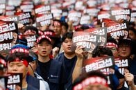 韓国現代自労組、ＡＩから雇用保護要求　10年ぶり全面スト