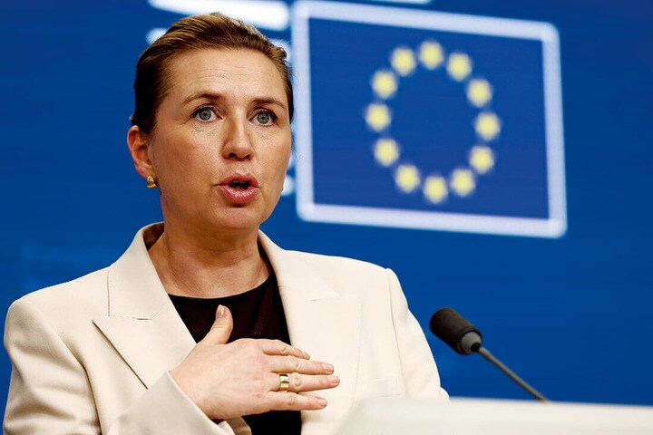 デンマークのフレデリクセン首相はグリーンランド領有権に意欲を示すトランプを強く批判している　AP/AFLO