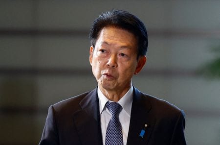 　３月１０日（日本時間１１日）、武藤容治経済産業相（写真）は、訪米中のワシントンで記者会見し、米国による関税措置は日本が対象になるべきではないと申し入れたことを明らかにした。２０２４年１０月、東京で撮影（２０２５年　ロイター/Issei Kato）