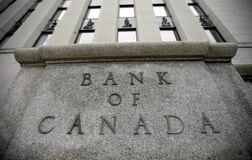カナダ中銀、金利据え置き　下期の成長加速見込む