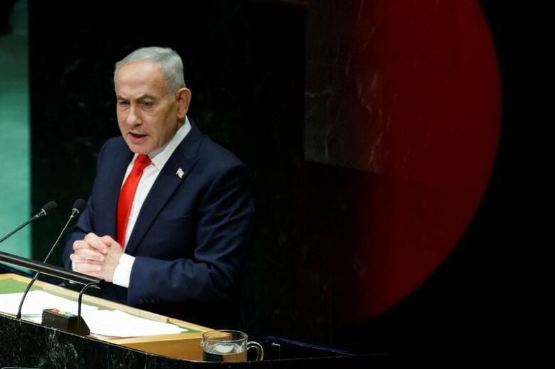 写真はニューヨークの国連本部で演説するネタニヤフ首相。9月24日撮影。REUTERS/Eduardo Munoz